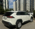 Белый Тойота РАВ 4, объемом двигателя 2.49 л и пробегом 140 тыс. км за 27000 $, фото 4 на Automoto.ua