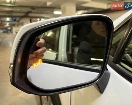 Білий Тойота РАВ 4, об'ємом двигуна 2.49 л та пробігом 33 тис. км за 27900 $, фото 16 на Automoto.ua