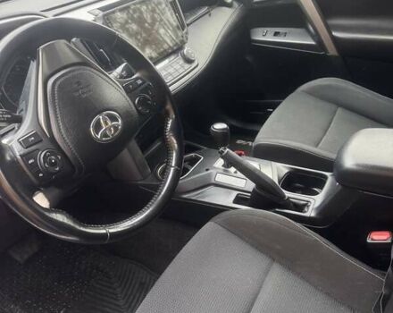 Белый Тойота РАВ 4, объемом двигателя 2.49 л и пробегом 119 тыс. км за 19000 $, фото 5 на Automoto.ua