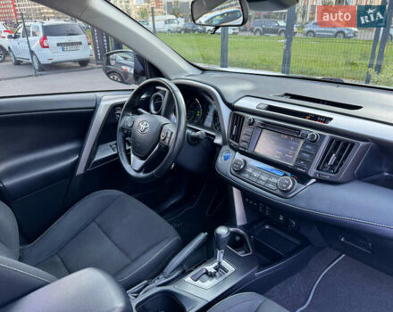 Білий Тойота РАВ 4, об'ємом двигуна 2.49 л та пробігом 121 тис. км за 24500 $, фото 35 на Automoto.ua