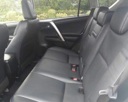 Білий Тойота РАВ 4, об'ємом двигуна 0 л та пробігом 140 тис. км за 12800 $, фото 11 на Automoto.ua