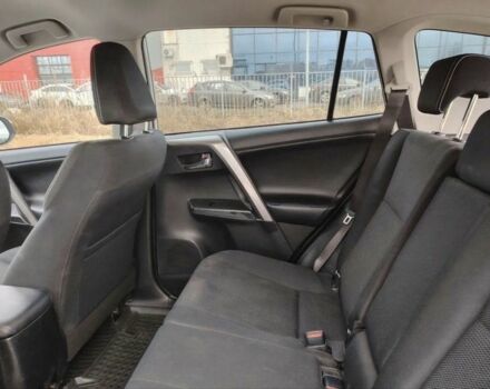 Белый Тойота РАВ 4, объемом двигателя 0 л и пробегом 120 тыс. км за 19500 $, фото 7 на Automoto.ua