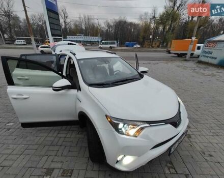 Білий Тойота РАВ 4, об'ємом двигуна 2.49 л та пробігом 90 тис. км за 25300 $, фото 7 на Automoto.ua