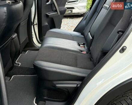 Белый Тойота РАВ 4, объемом двигателя 2.5 л и пробегом 117 тыс. км за 24300 $, фото 44 на Automoto.ua