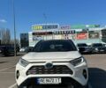 Белый Тойота РАВ 4, объемом двигателя 2.5 л и пробегом 230 тыс. км за 29000 $, фото 1 на Automoto.ua