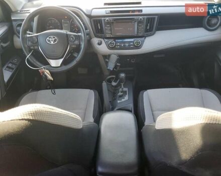 Білий Тойота РАВ 4, об'ємом двигуна 2.49 л та пробігом 85 тис. км за 4500 $, фото 7 на Automoto.ua