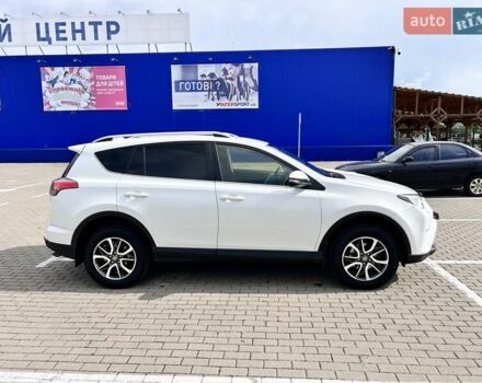 Белый Тойота РАВ 4, объемом двигателя 2 л и пробегом 171 тыс. км за 19999 $, фото 24 на Automoto.ua