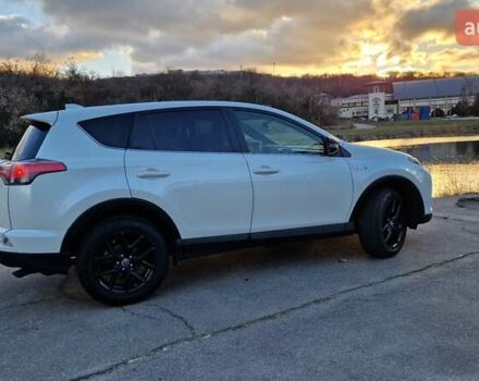 Білий Тойота РАВ 4, об'ємом двигуна 2.49 л та пробігом 112 тис. км за 25000 $, фото 17 на Automoto.ua