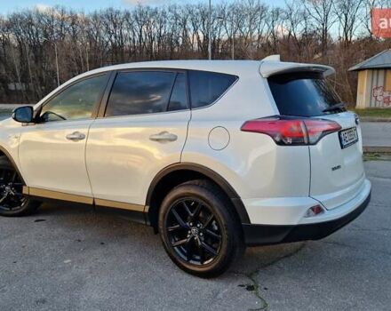 Білий Тойота РАВ 4, об'ємом двигуна 2.49 л та пробігом 112 тис. км за 25000 $, фото 11 на Automoto.ua