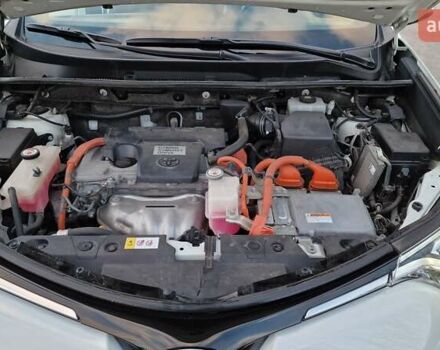 Білий Тойота РАВ 4, об'ємом двигуна 2.49 л та пробігом 112 тис. км за 25000 $, фото 59 на Automoto.ua