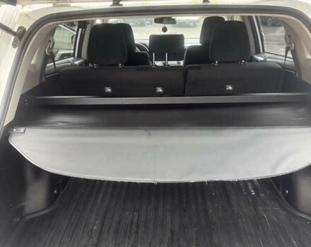 Белый Тойота РАВ 4, объемом двигателя 2.49 л и пробегом 119 тыс. км за 19000 $, фото 2 на Automoto.ua