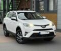 Белый Тойота РАВ 4, объемом двигателя 2 л и пробегом 98 тыс. км за 19500 $, фото 2 на Automoto.ua