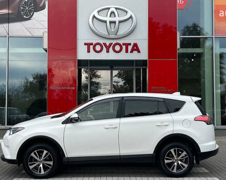 Білий Тойота РАВ 4, об'ємом двигуна 1.99 л та пробігом 158 тис. км за 18878 $, фото 2 на Automoto.ua
