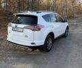 Белый Тойота РАВ 4, объемом двигателя 2.5 л и пробегом 150 тыс. км за 22500 $, фото 6 на Automoto.ua