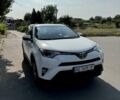 Белый Тойота РАВ 4, объемом двигателя 1.99 л и пробегом 185 тыс. км за 23000 $, фото 1 на Automoto.ua