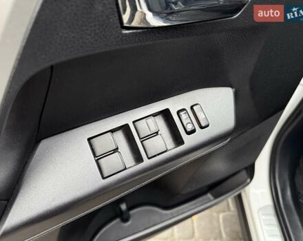 Белый Тойота РАВ 4, объемом двигателя 2.49 л и пробегом 98 тыс. км за 23999 $, фото 48 на Automoto.ua