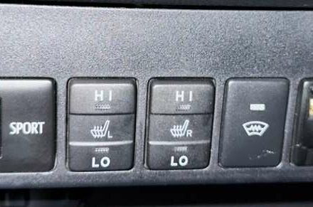 Белый Тойота РАВ 4, объемом двигателя 2.49 л и пробегом 100 тыс. км за 25999 $, фото 14 на Automoto.ua