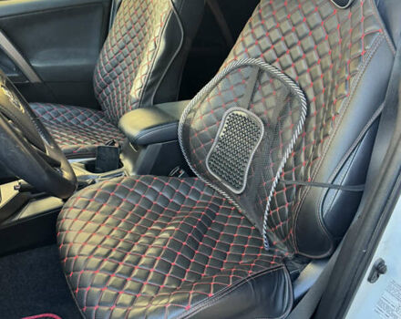 Белый Тойота РАВ 4, объемом двигателя 2.49 л и пробегом 100 тыс. км за 25999 $, фото 16 на Automoto.ua