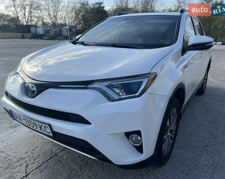 Белый Тойота РАВ 4, объемом двигателя 2.49 л и пробегом 154 тыс. км за 19400 $, фото 16 на Automoto.ua