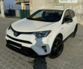 Белый Тойота РАВ 4, объемом двигателя 2.49 л и пробегом 67 тыс. км за 28900 $, фото 1 на Automoto.ua