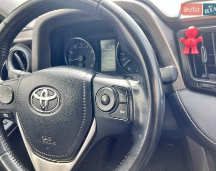 Белый Тойота РАВ 4, объемом двигателя 2 л и пробегом 171 тыс. км за 19999 $, фото 99 на Automoto.ua