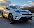 Білий Тойота РАВ 4, об'ємом двигуна 2.49 л та пробігом 112 тис. км за 25000 $, фото 27 на Automoto.ua