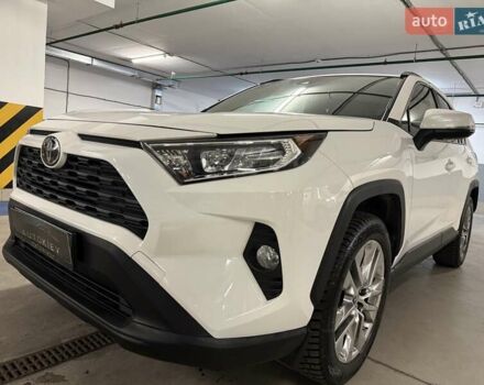 Білий Тойота РАВ 4, об'ємом двигуна 2.49 л та пробігом 33 тис. км за 27900 $, фото 4 на Automoto.ua