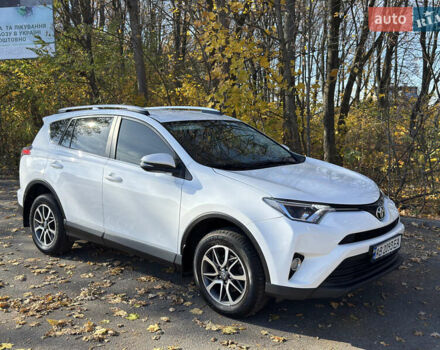 Білий Тойота РАВ 4, об'ємом двигуна 1.99 л та пробігом 196 тис. км за 19700 $, фото 9 на Automoto.ua