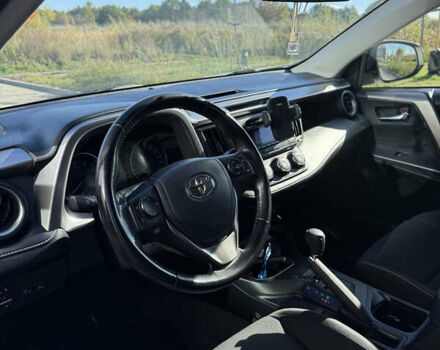 Белый Тойота РАВ 4, объемом двигателя 1.99 л и пробегом 98 тыс. км за 21000 $, фото 5 на Automoto.ua