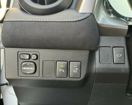 Белый Тойота РАВ 4, объемом двигателя 2.49 л и пробегом 67 тыс. км за 28900 $, фото 18 на Automoto.ua