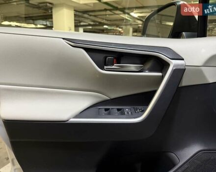 Білий Тойота РАВ 4, об'ємом двигуна 2.49 л та пробігом 33 тис. км за 27900 $, фото 18 на Automoto.ua