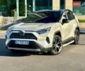 Белый Тойота РАВ 4, объемом двигателя 2 л и пробегом 88 тыс. км за 27700 $, фото 1 на Automoto.ua