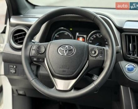 Белый Тойота РАВ 4, объемом двигателя 2.5 л и пробегом 117 тыс. км за 24300 $, фото 51 на Automoto.ua