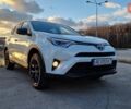 Білий Тойота РАВ 4, об'ємом двигуна 2.49 л та пробігом 112 тис. км за 25000 $, фото 26 на Automoto.ua