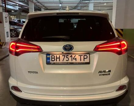 Белый Тойота РАВ 4, объемом двигателя 2.49 л и пробегом 100 тыс. км за 25999 $, фото 4 на Automoto.ua