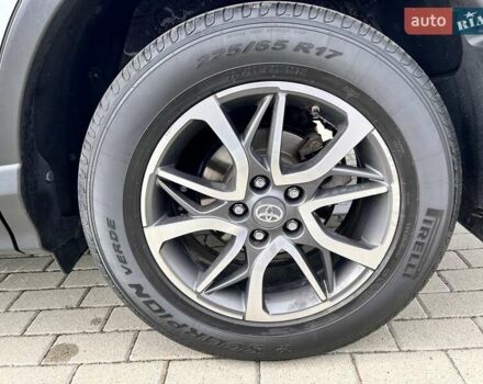 Белый Тойота РАВ 4, объемом двигателя 2 л и пробегом 171 тыс. км за 19999 $, фото 111 на Automoto.ua