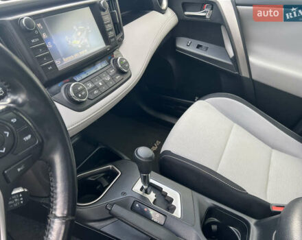 Белый Тойота РАВ 4, объемом двигателя 2.49 л и пробегом 154 тыс. км за 19400 $, фото 23 на Automoto.ua