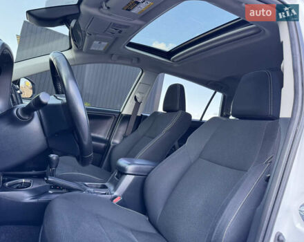 Білий Тойота РАВ 4, об'ємом двигуна 2.49 л та пробігом 121 тис. км за 24500 $, фото 17 на Automoto.ua