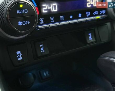 Білий Тойота РАВ 4, об'ємом двигуна 2.49 л та пробігом 128 тис. км за 29900 $, фото 59 на Automoto.ua