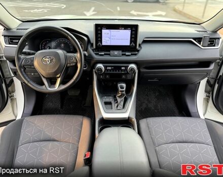 Білий Тойота РАВ 4, об'ємом двигуна 2 л та пробігом 93 тис. км за 26900 $, фото 5 на Automoto.ua