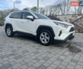 Тойота РАВ 4 2019 в Ровно на Automoto.ua Белый Тойота РАВ 4, объемом двигателя 1.99 л и пробегом 83 тыс. км за 28400 $, фото 6 на Automoto.ua