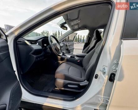 Белый Тойота РАВ 4, объемом двигателя 1.99 л и пробегом 93 тыс. км за 26900 $, фото 27 на Automoto.ua