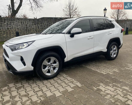 Білий Тойота РАВ 4, об'ємом двигуна 1.99 л та пробігом 55 тис. км за 27800 $, фото 4 на Automoto.ua