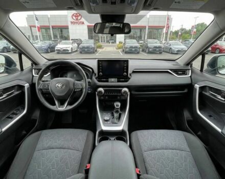 Белый Тойота РАВ 4, объемом двигателя 2 л и пробегом 138 тыс. км за 22000 $, фото 1 на Automoto.ua