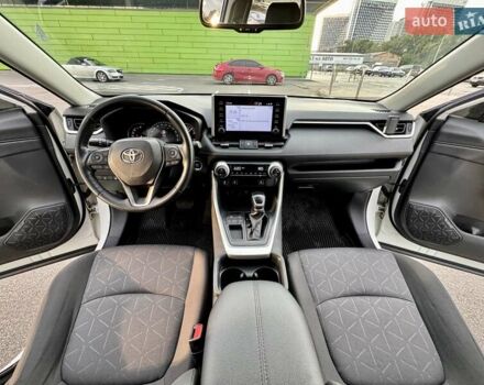 Белый Тойота РАВ 4, объемом двигателя 1.99 л и пробегом 93 тыс. км за 26900 $, фото 45 на Automoto.ua