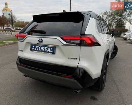 Білий Тойота РАВ 4, об'ємом двигуна 2.49 л та пробігом 128 тис. км за 29900 $, фото 28 на Automoto.ua