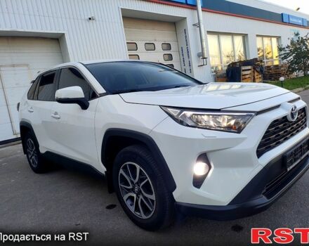 Белый Тойота РАВ 4, объемом двигателя 2 л и пробегом 75 тыс. км за 23350 $, фото 1 на Automoto.ua