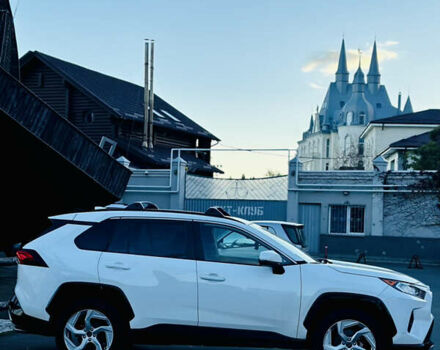 Тойота РАВ 4 2019 в Одессе на Automoto.ua Белый Тойота РАВ 4, объемом двигателя 2.49 л и пробегом 89 тыс. км за 23300 $, фото 4 на Automoto.ua