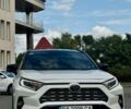 Білий Тойота РАВ 4, об'ємом двигуна 2.49 л та пробігом 171 тис. км за 26999 $, фото 1 на Automoto.ua