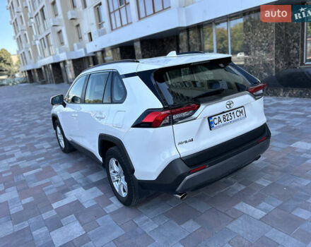Белый Тойота РАВ 4, объемом двигателя 1.99 л и пробегом 70 тыс. км за 28500 $, фото 4 на Automoto.ua